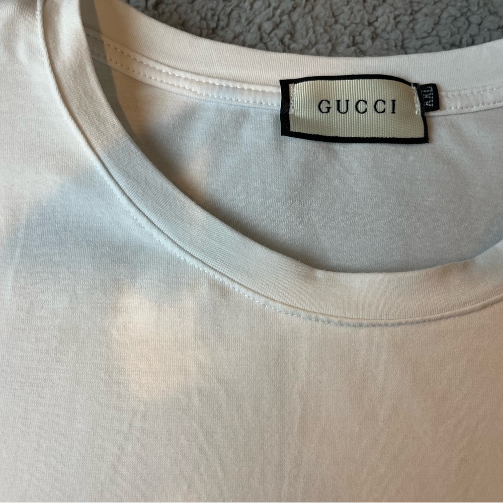 Gucci White Unisex Embroidered T-Shirt & Shorts matching Set ( BOTH PIECES) - Picture 15 of 15